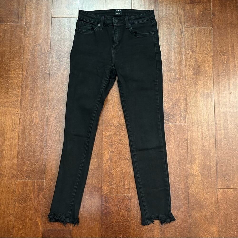 Just Black Women's Black Frayed Hem Straight/Skinny Jeans, Size 28